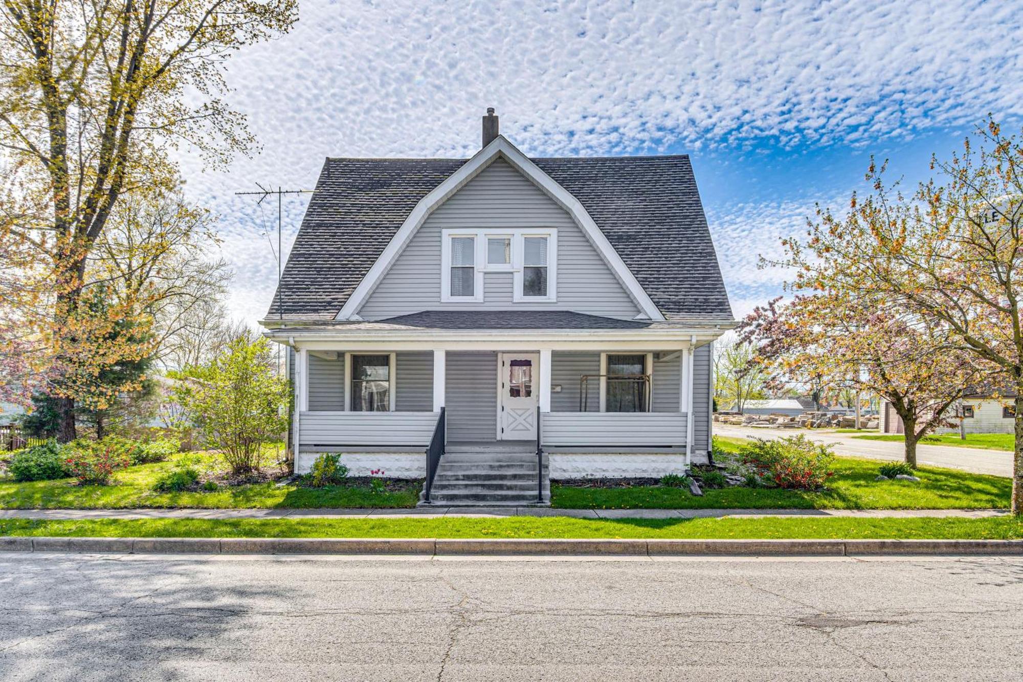 The Junction Victorian Home In Quaint Fortville! Εξωτερικό φωτογραφία